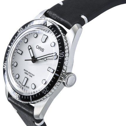 Oris Social Club Singapore nahkahihna valkoinen kellotaulu automaattinen 01-733-7707-4051-OSC-SGP-setti 100M miesten kello