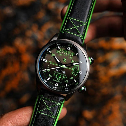 AVI-8 Hawker Harrier HUD Nahkahihna Gradienttimusta Kellotaulu Automaattinen AV-4117-02 Miesten kello