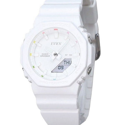 Casio G-Shock analoginen digitaalinen ITZY Collaboration valkoinen kellotaulu kvartsi GMA-P2100IT-7A 200M naisten kello