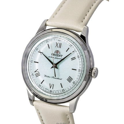 Orient Bambino -nahkaranneke, vaaleanvihreä kellotaulu, aurinkokennon RA-WK0002E miesten kello