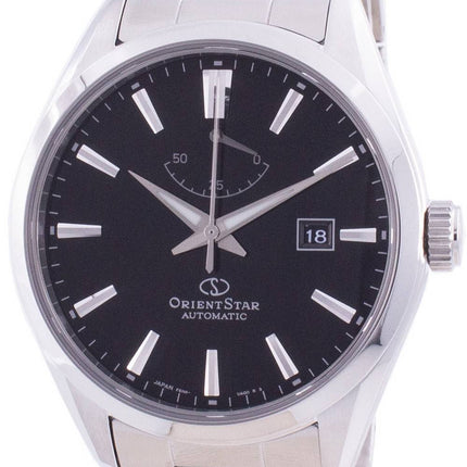 Orient Star Basic Date Japanin valmistama musta soittaa automaattista RE-AU0402B00B miesten kelloa