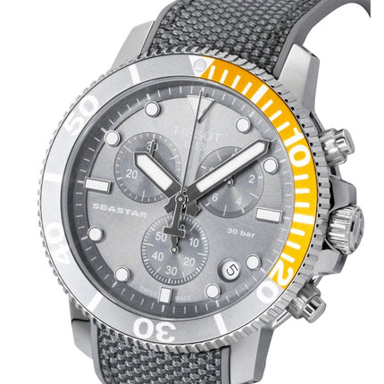 Tissot Seastar 1000 Chronograph -kangasranneke, musta kellotaulu, kvartsi, sukeltajan ranneke, T120.417.17.081.01, 300M, miesten kello