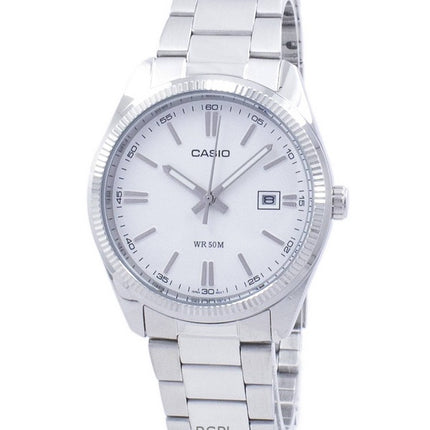 Kunnostettu Casio Analoginen ruostumattomasta teräksestä valmistettu valkoinen kellotaulu kvartsi MTP-1302D-7A1V miesten kello