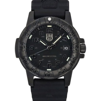 Luminox nahkaselkä SEA Turtle silikoniranneke musta kellotaulu kvartsi XS.0301.BO.L 100M miesten kello