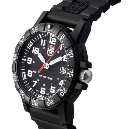 Luminox nahkaselkä SEA Turtle jättiläinen polyuretaanihihna musta kellotaulu Quartz XS.0321.L 100M miesten kello