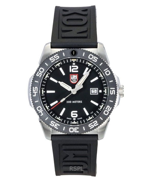 Luminox Pacific Diver -kumisella hihnalla varustettu musta kellotaululla varustettu kvartsikiertäjän XS.3121.1 200M miesten kello