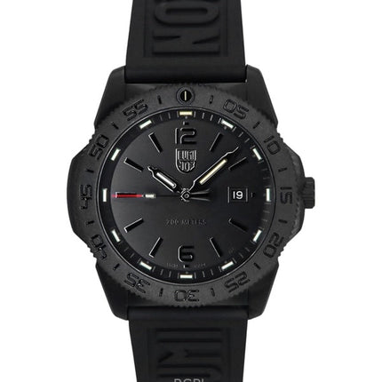 Luminox Pacific Diver -kumisella hihnalla varustettu musta kellotauluinen kvartsi XS.3121.BO.1 200M miesten kello