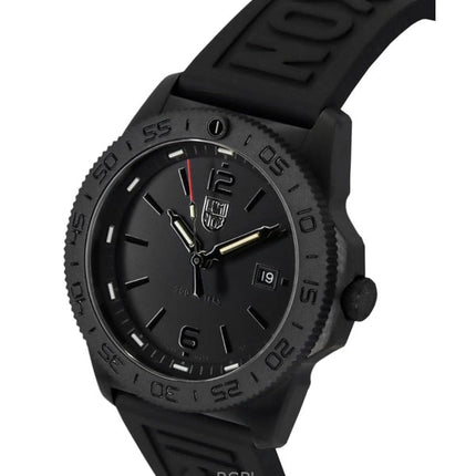 Luminox Pacific Diver -kumisella hihnalla varustettu musta kellotauluinen kvartsi XS.3121.BO.1 200M miesten kello