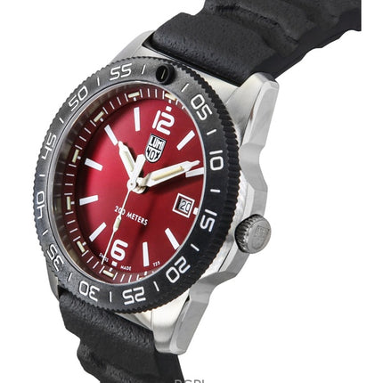 Luminox Pacific Diver -kumisella hihnalla varustettu punainen kellotaulu kvartsi XS.3135 200M miesten kello