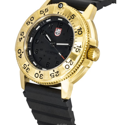 Luminox Navy Seal Foundation -kumisella hihnalla, mustalla kellotaululla varustettu kvartsi-sukelluskello XS.3221.NSF 200M miesten kello