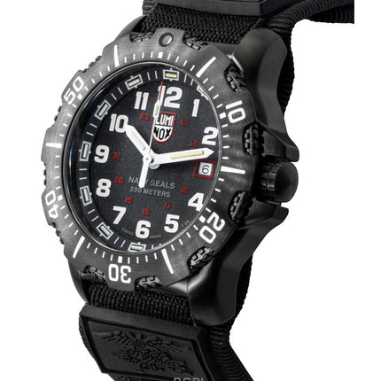 Luminox Navy Seal -sotilaskuosillinen kumiranneke, musta kellotaulu, kvartsi-sukelluskello XS.4231.SET 200M miesten kello lahjasetillä